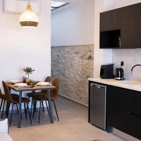 Venus Luxury Apartament Ermupoli