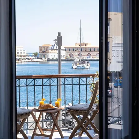 Venus Luxury Ermupoli