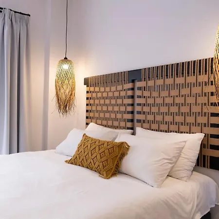 Venus Luxury 아파트 에르무폴리